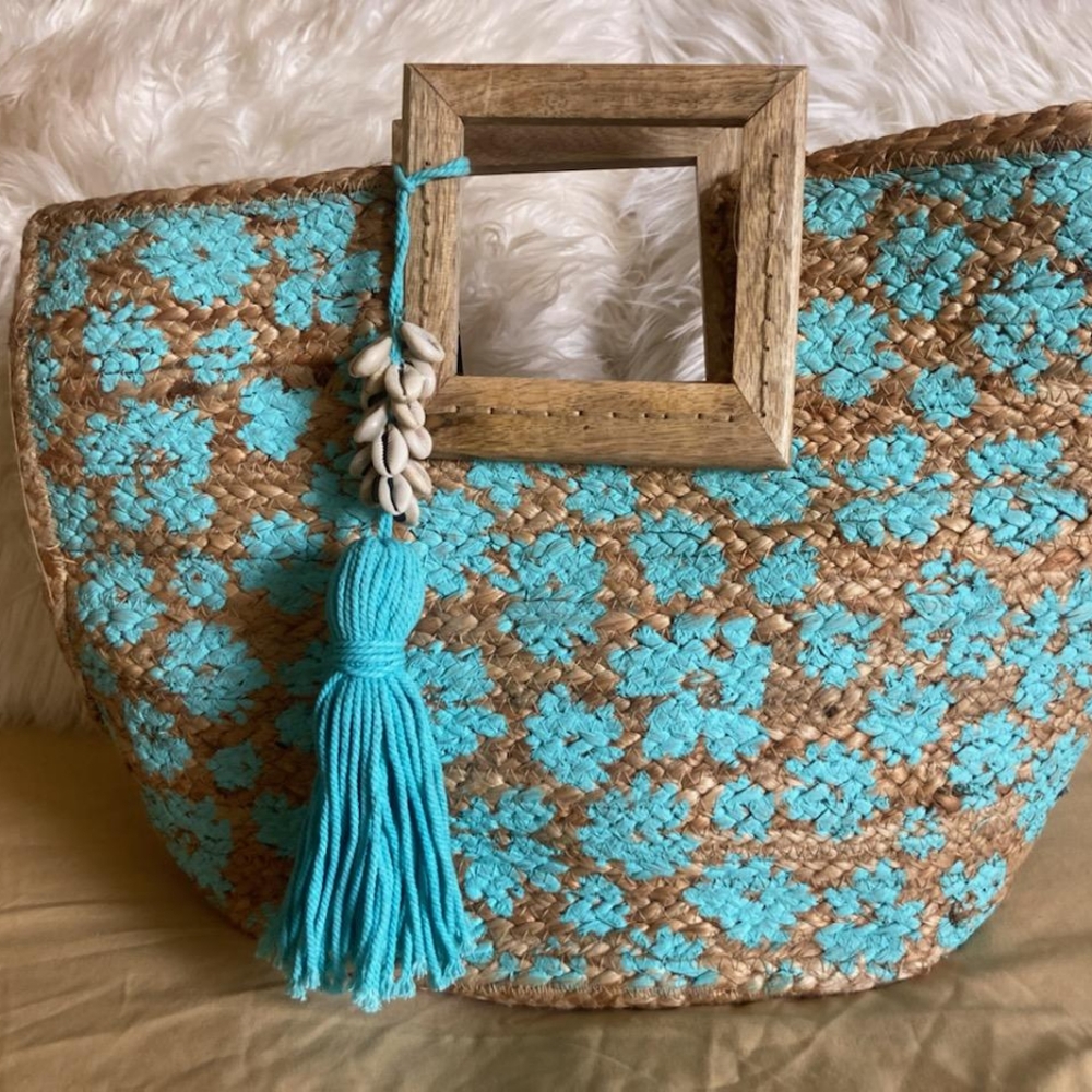 Twig and Arrow Beach Purse